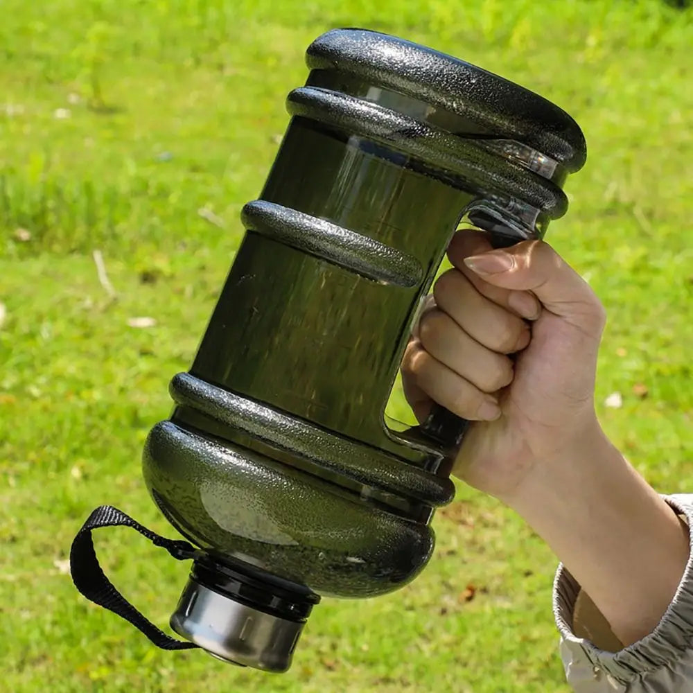 2L Gallon Trinkflasche PETG – Großkapazität mit Tragegriff, Zeitmarkierung & BPA-frei | Thryvo Fitness