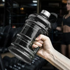 2L Gallon Trinkflasche PETG – Großkapazität mit Tragegriff, Zeitmarkierung & BPA-frei | Thryvo Fitness