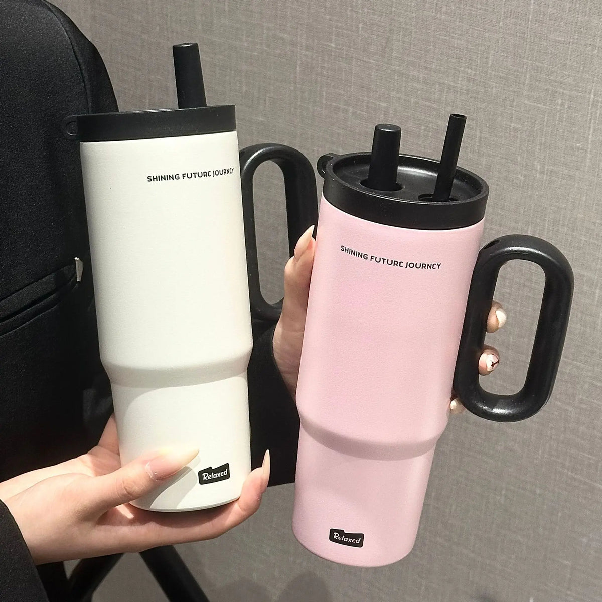 720ml Edelstahl Thermobecher mit Strohhalm & Griff – Vakuumisoliert für Kaffee, Eis & Outdoor | Thryvo Fitness